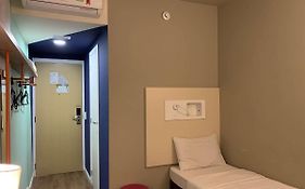 Ibis Budget Hotel 2*